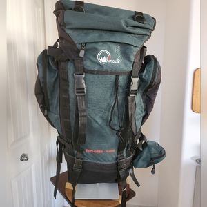 Chinook Explorer 7000 Hikers Backpack